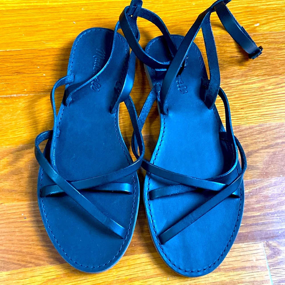 NWOT Madewell Black Strappy Sandals